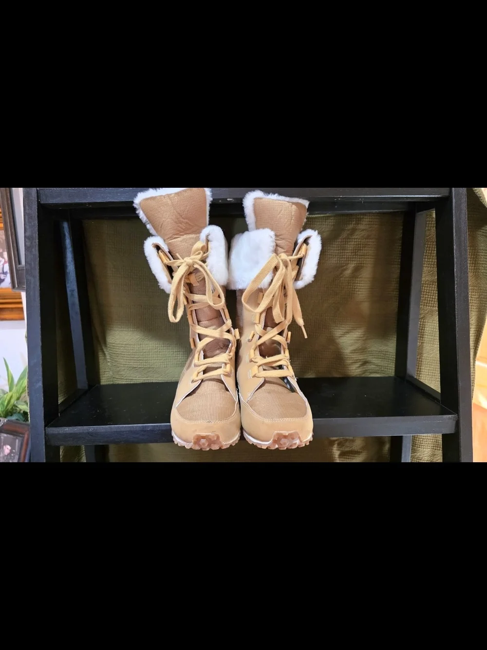Timberland Wheat Brown Faux-Fur Lace-Up Winter Boots